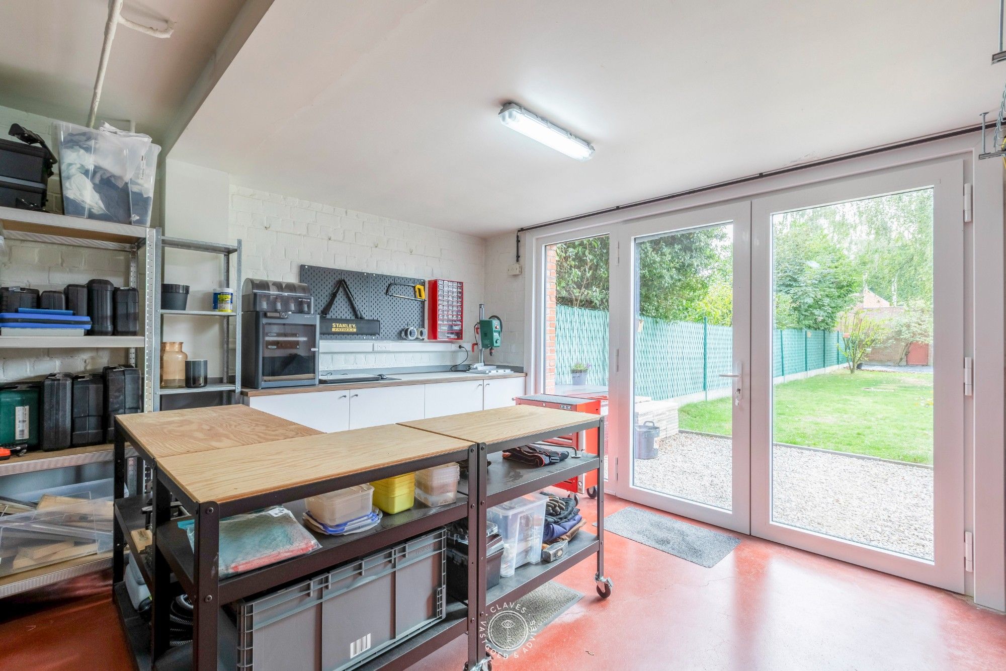 Ruime gezinswoning met karakter, garage en zonnige tuin foto 23