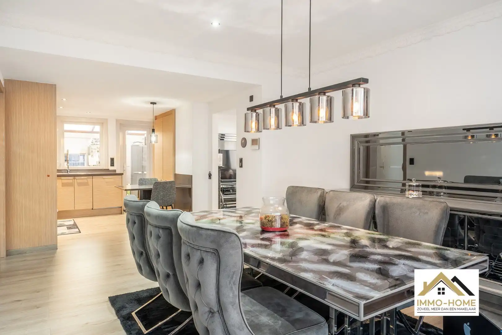 Instapklare open bebouwing op zeer centrale ligging! foto 5