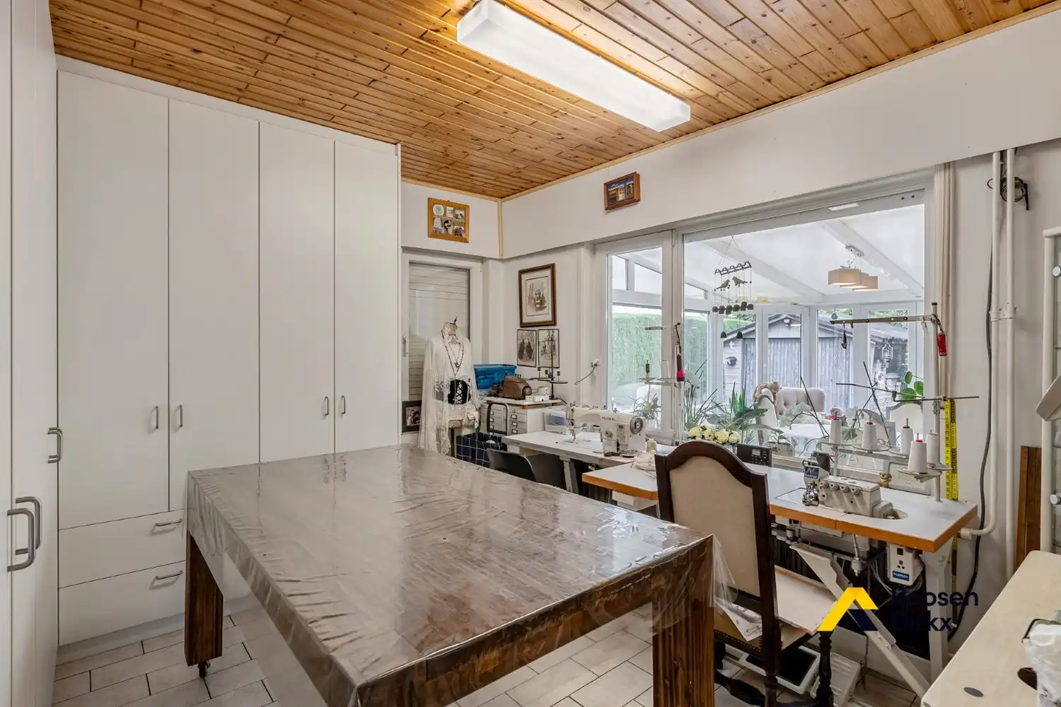 Perfect onderhouden gelijkvloerse woning op een perceel van bijna 12a in het groene hart van Limburg foto 15