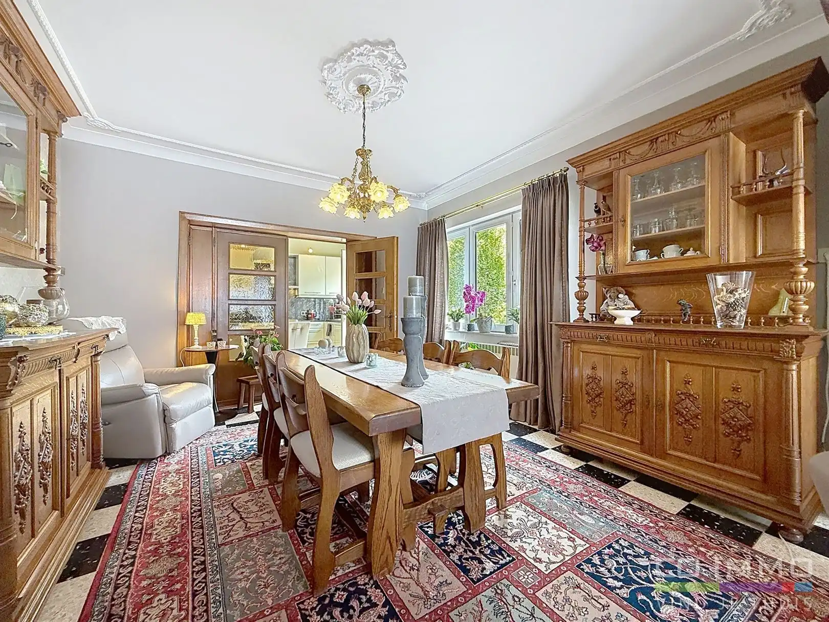 Ruime woning met extra woon- of werkpotentieel  foto 12