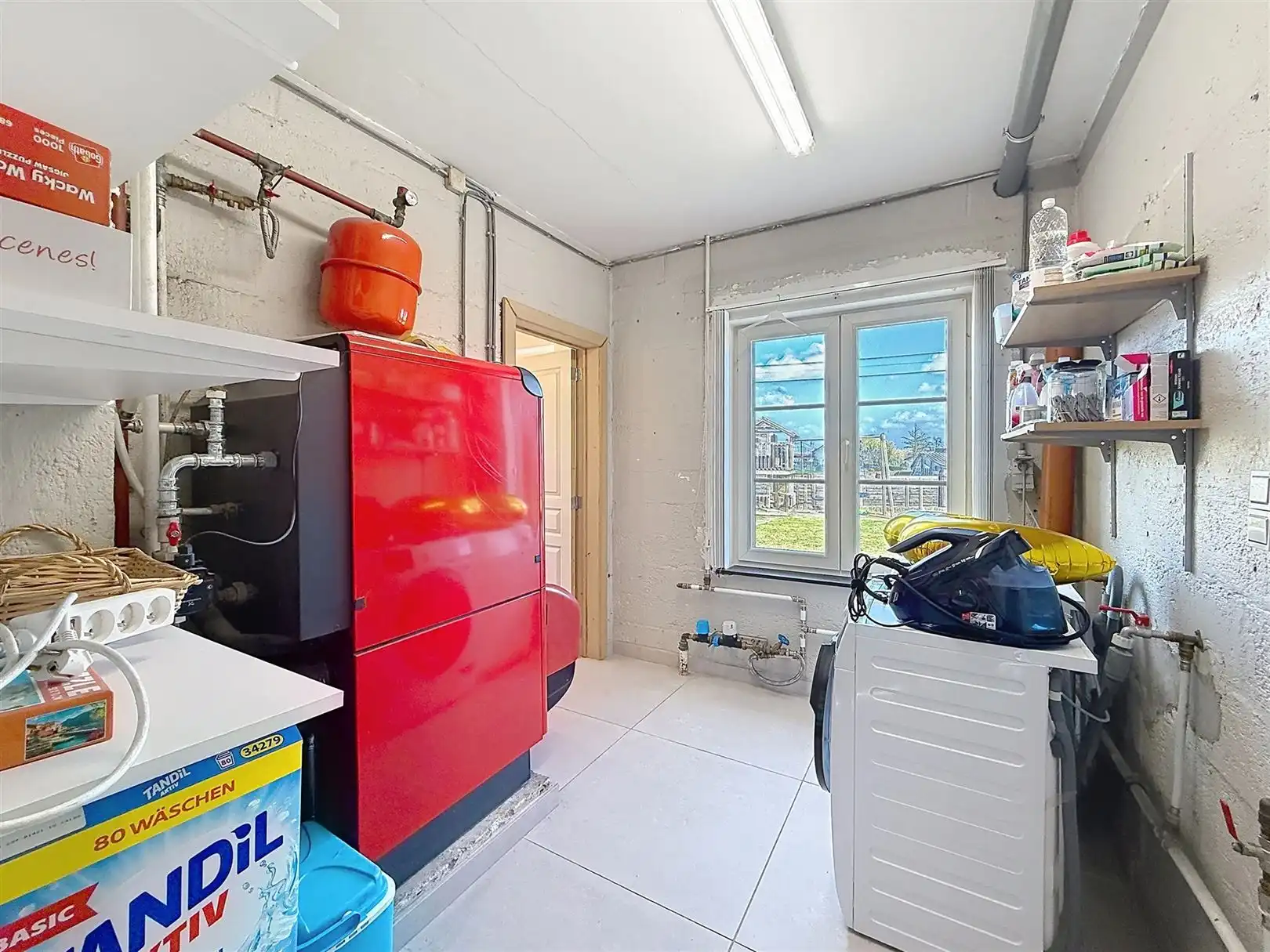 Ruime open bebouwing, 4 slpks, bureau, 14a 01ca foto 56