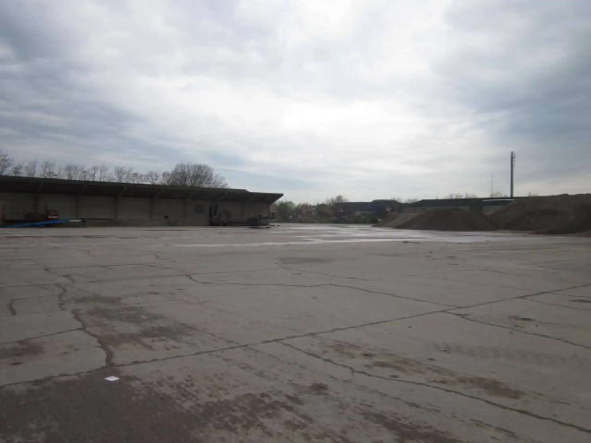 Terrein 2.500m² te huur nabij E19 foto 3