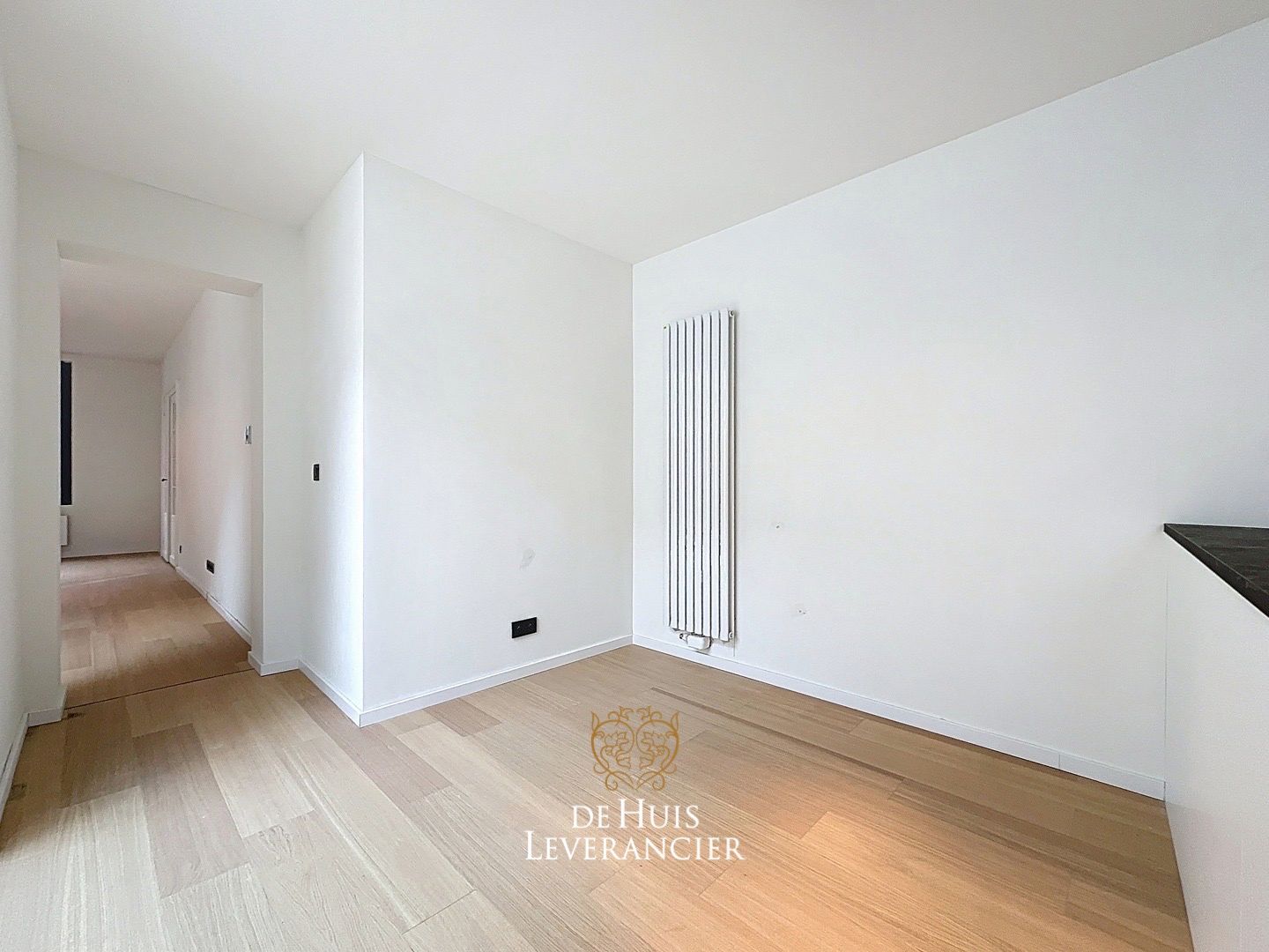 Gerenoveerde rijwoning met charme elementen  foto 26