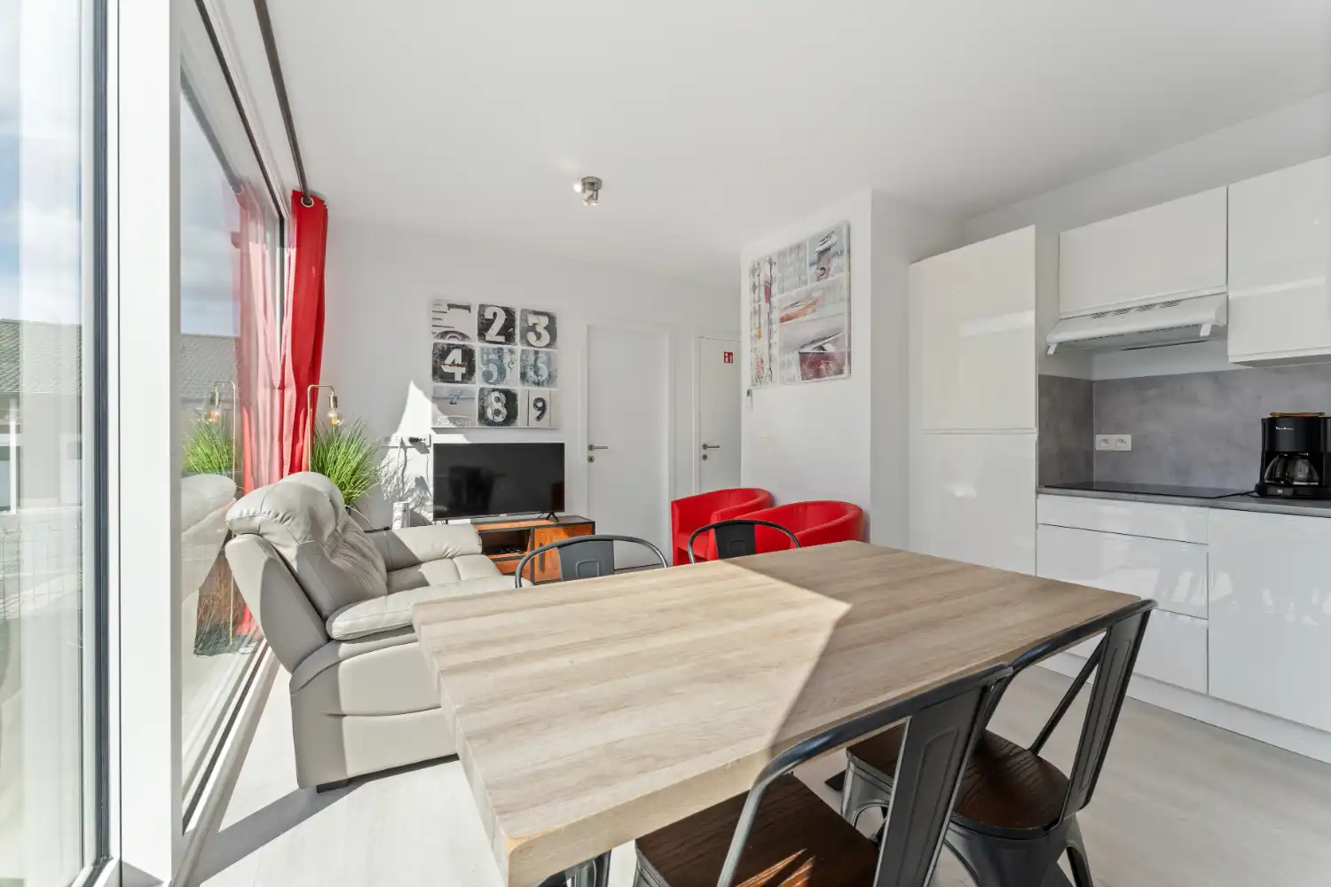 Vakantiewoning op boogscheut van het strand van Bredene foto 3