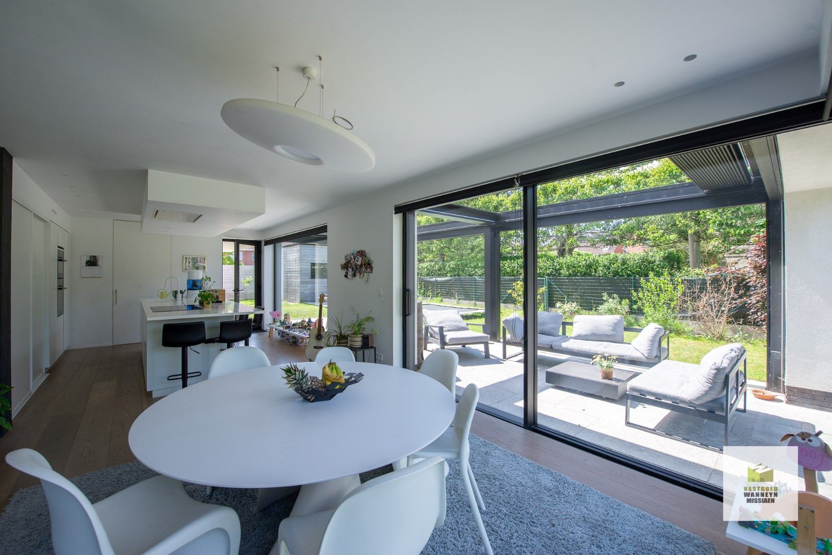 Exclusieve moderne en energiezuinige villa op 950m2 te centrum Wingene foto 10
