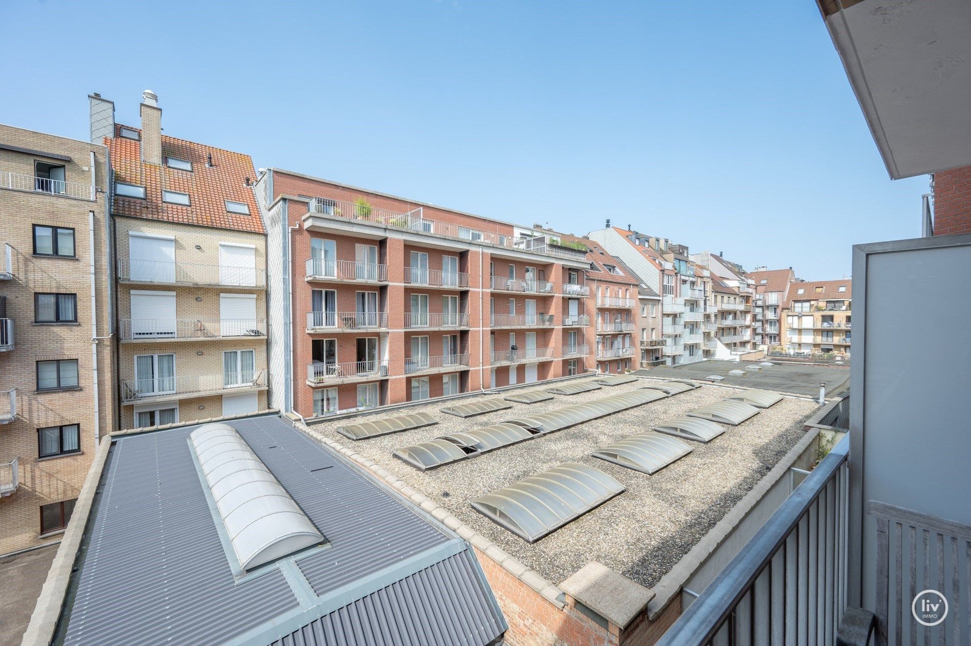 Gezellig, goed onderhouden 1 slaapkamerappartement centraal gelegen op de Leopoldlaan te Knokke. foto 11