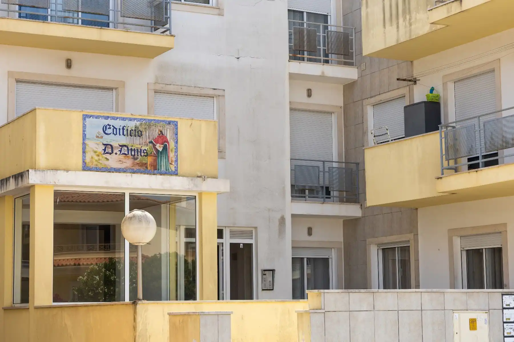 Wonen in het hart van Sítio da Nazaré – met eigen garage! foto 14