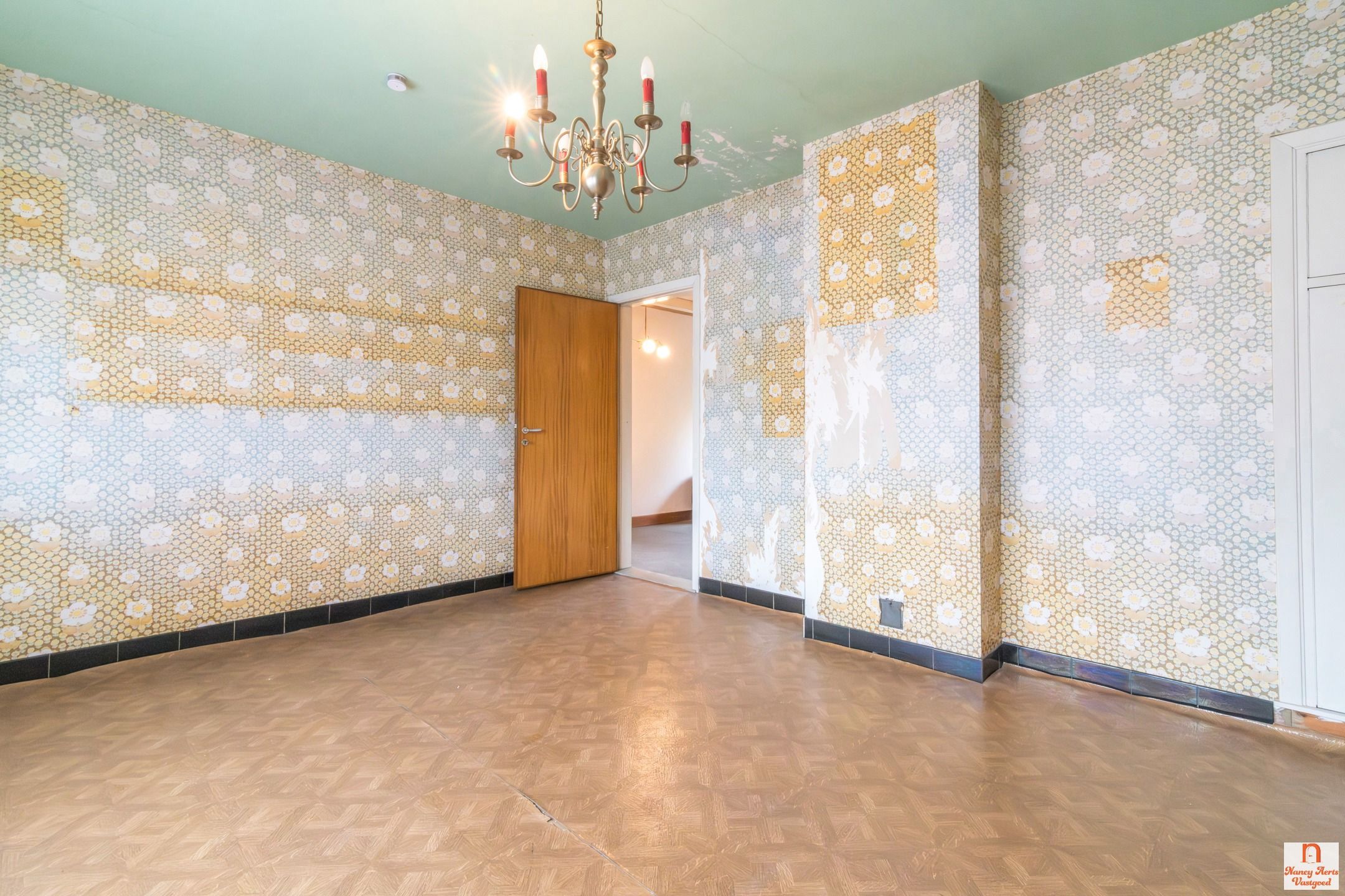 Ruime woning met 4 slaapkamers en uitbreidingsmogelijkheden foto 23