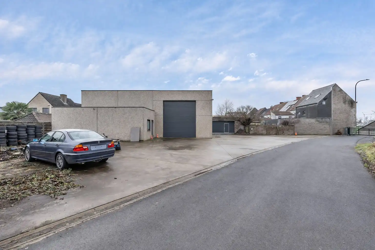 Recent magazijn (2011) van ca.460 m² op topligging in Deinze foto 3