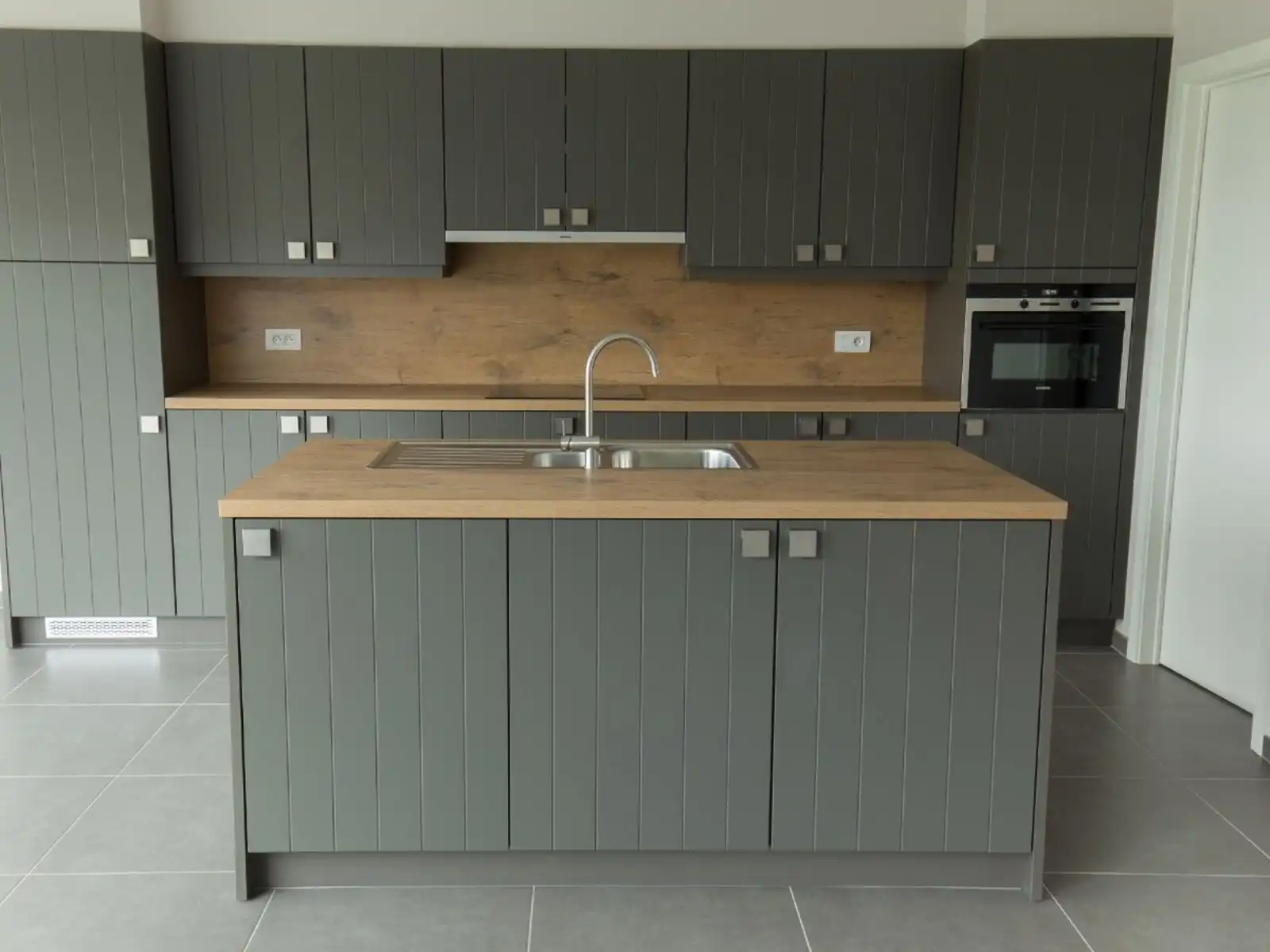 Gezinswoning met landelijk zicht, 3 slaapkamers, garage. foto 13