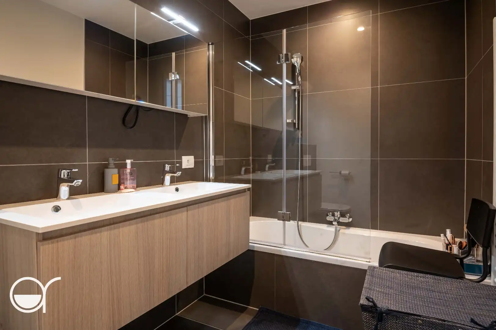 Luxe drieslaapkamerappartement aan de Ham foto 10