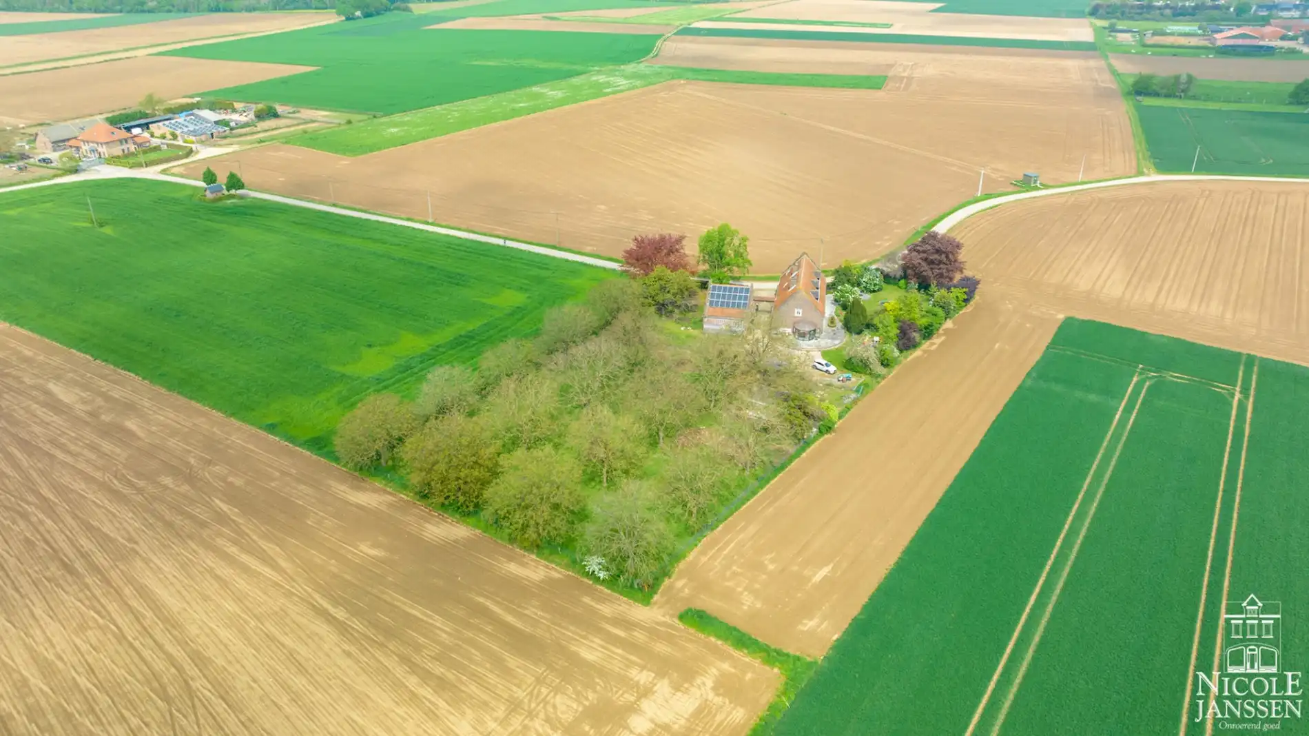 Zeer charmante hoevewoning met dubbele garage op een unieke locatie in Heppeneert  foto 24