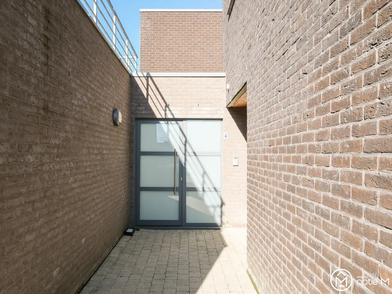 Ruime woning te koop in Houthalen-Helchteren – 174 m², tuin en 2 parkeerplaatsen foto 2