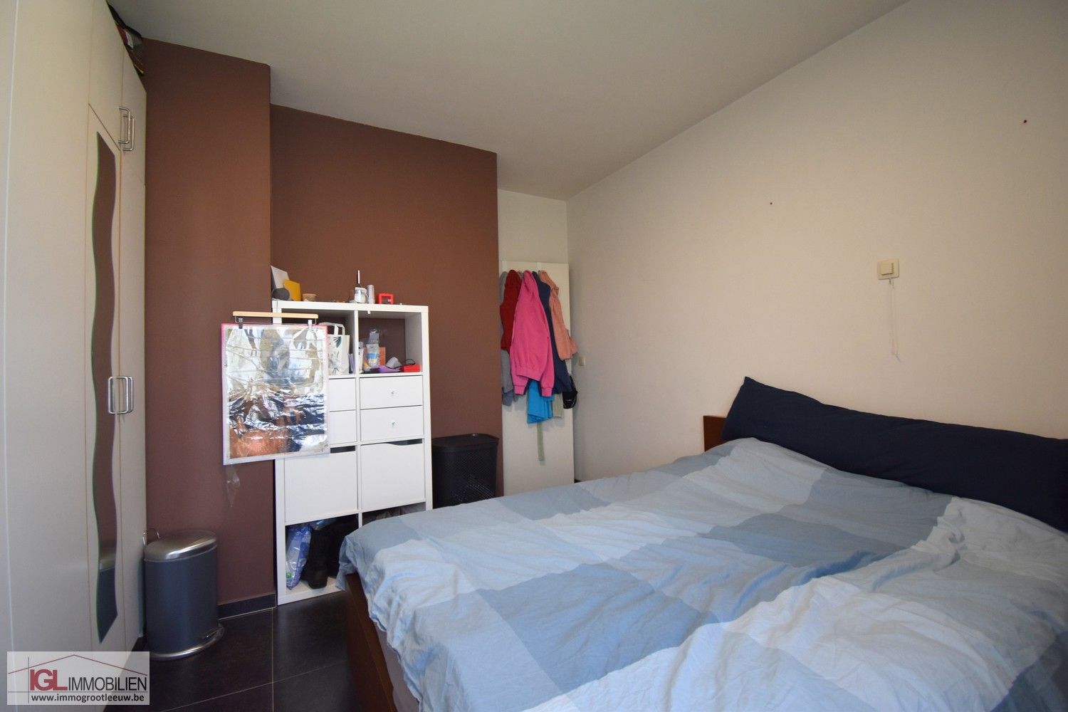 Ruim gelijkvloers appartement met 2 slaapkamers, terras & garagebox foto 11