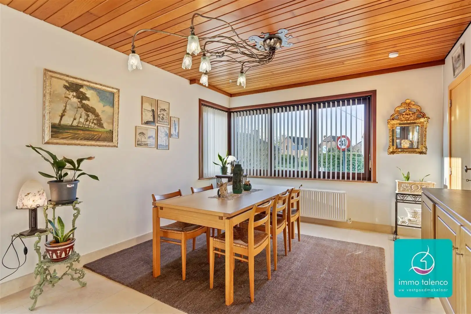 Alleenstaande VILLA - 4 SLPKS - 4 are 10 ca - Tuin - Garage  foto 8