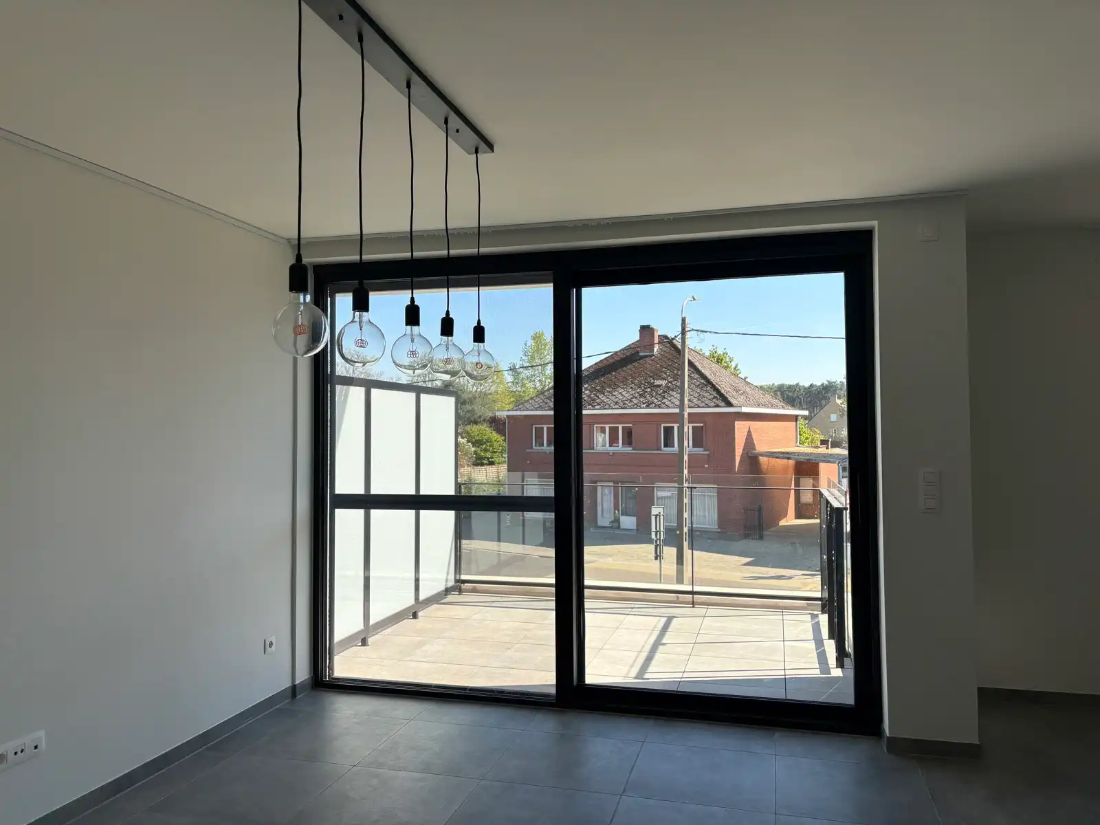 Recent appartement, met lift, zuidgericht terras.  foto 8