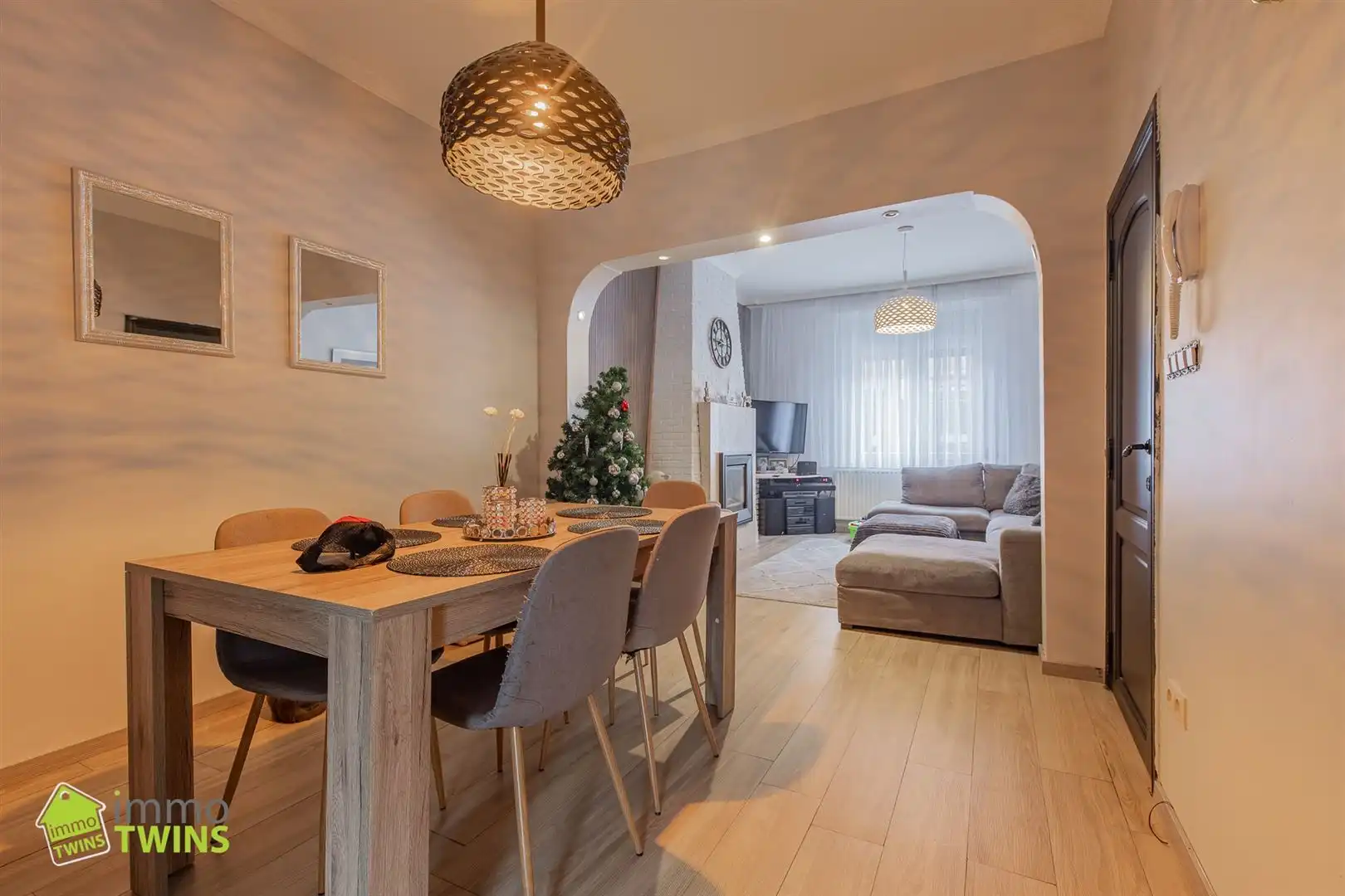 Gerenoveerde gezinswoning met tuin in Lebbeke  foto 14