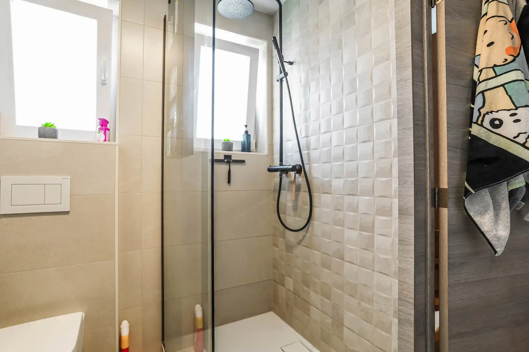 Mooi gerenoveerde & instapklare 3-gevel woning te Londerzeel foto 22