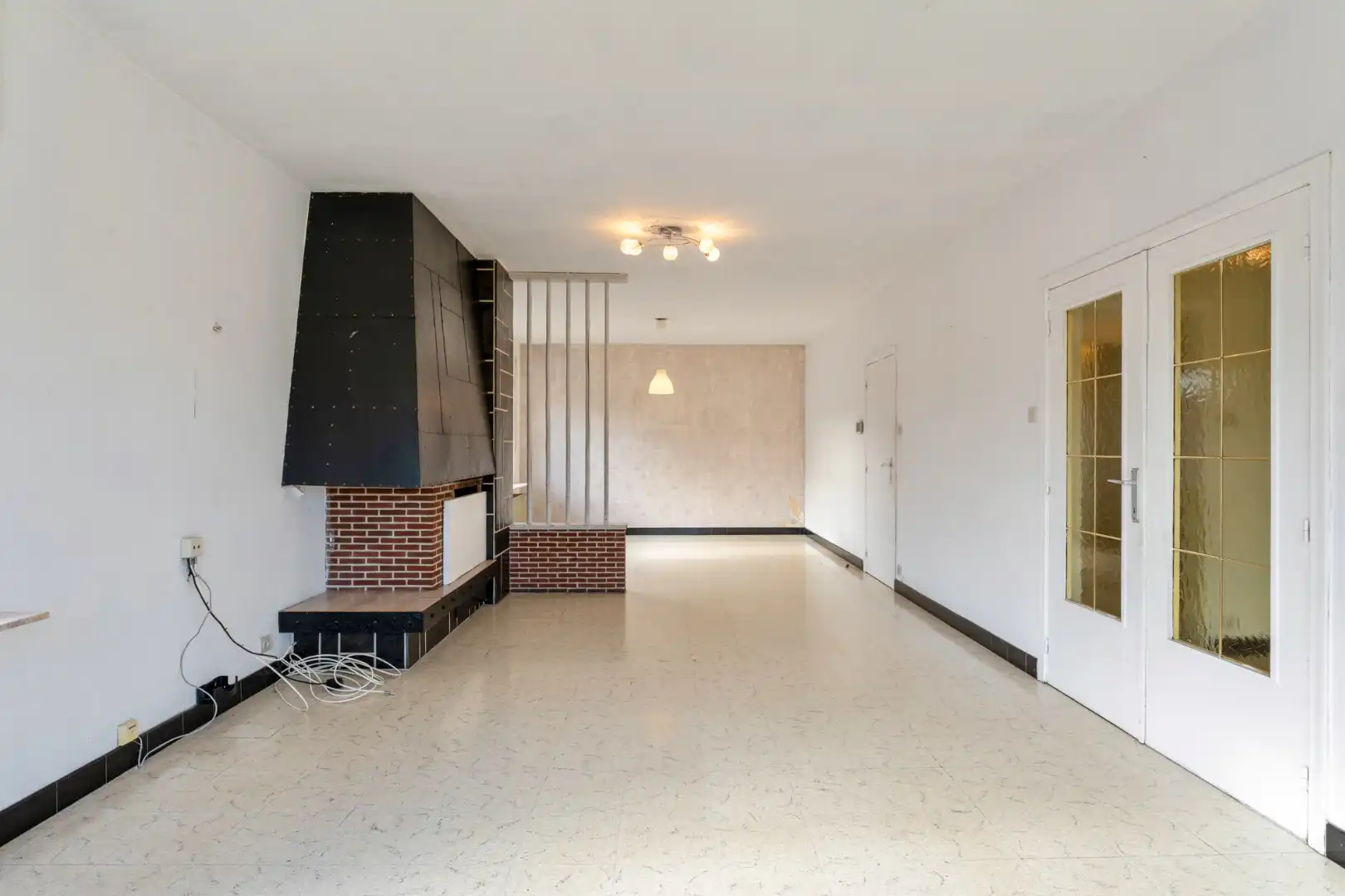 Ruime gezinswoning op een perceel van 9a60ca met 4 slaapkamers en een inpandige garage nabij het centrum van Opoeteren foto 5