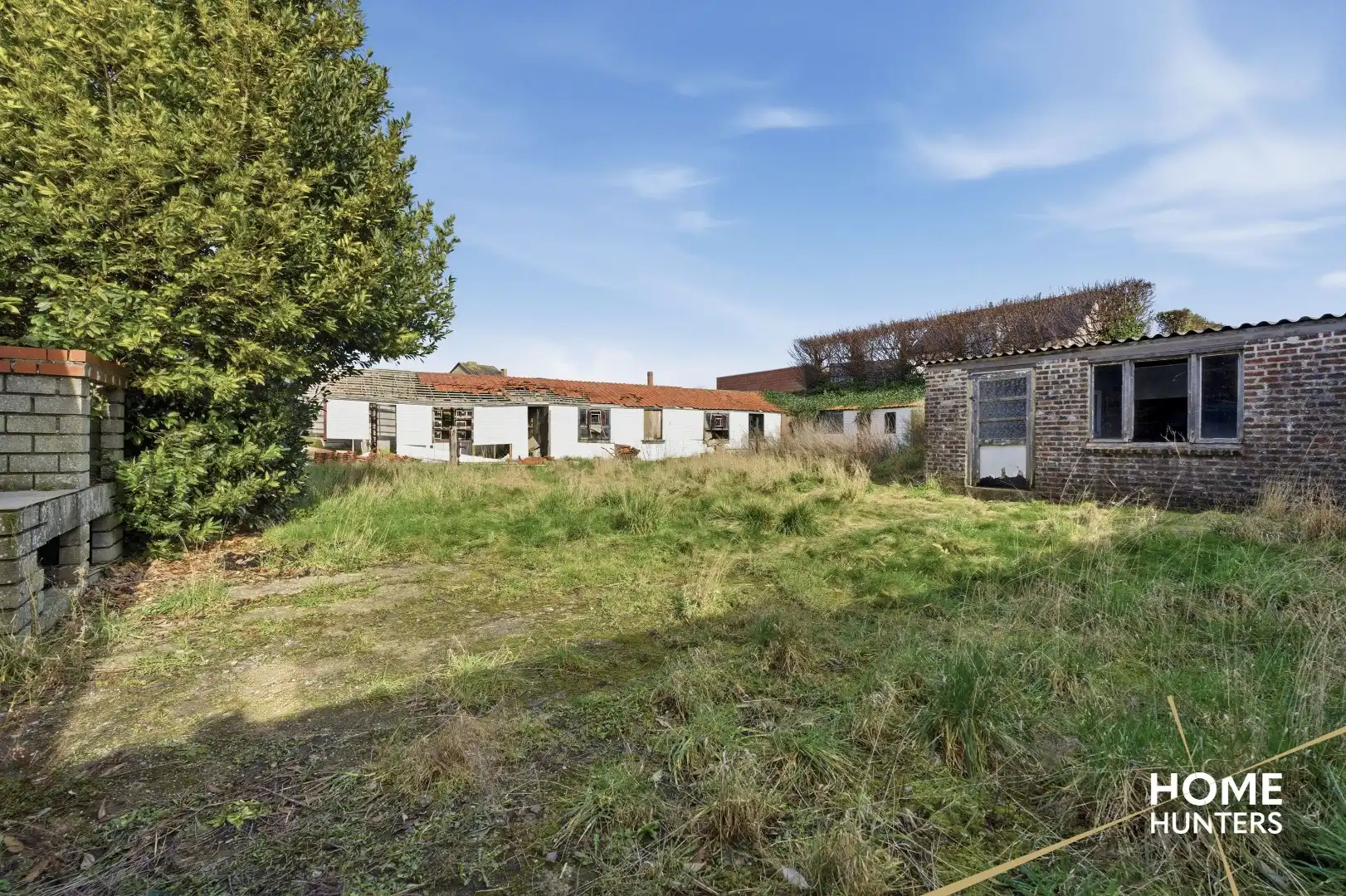 Karaktervolle renovatiekans op topligging in Ieper – 4 slaapkamers, ruime tuin en garage met achteruitgang foto 28