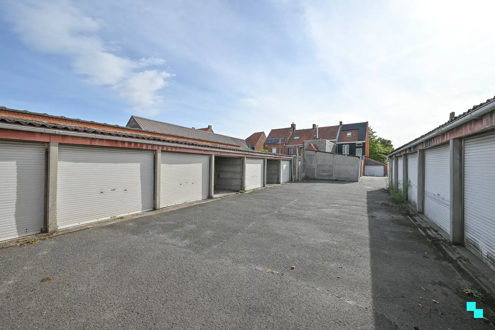 Garagecomplex (17 boxen) op gunstige locatie nabij Frunpark foto 8