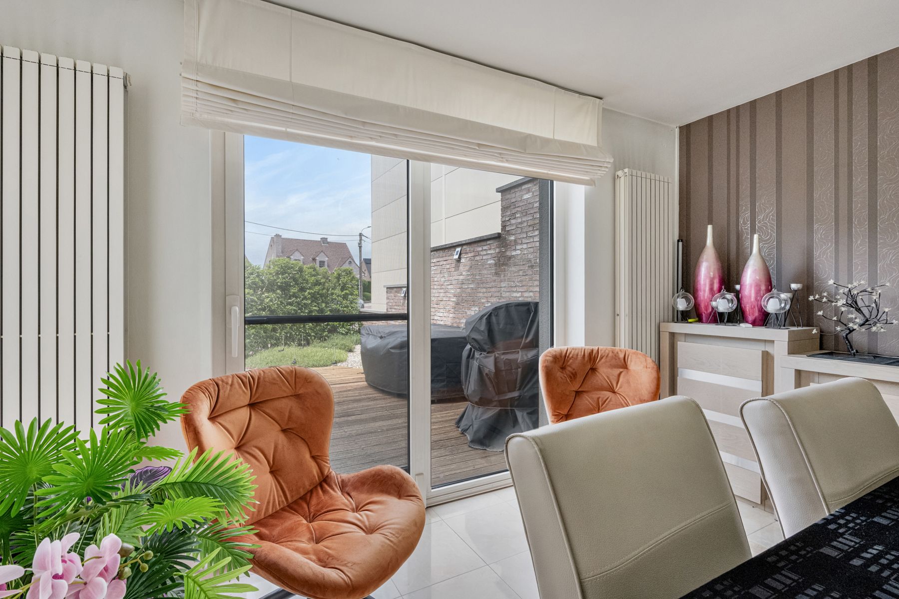 Instapklare woning met 2 slpkrs en voortuin. foto 8