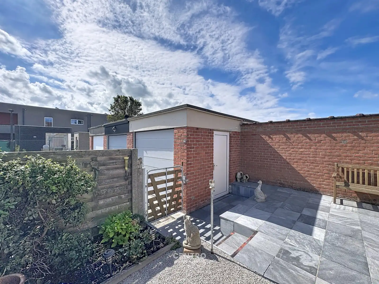Gezellige woning met 3 slpks, ZUIDger. tuin én aanpalende garagebox te Uitkerke! foto 19