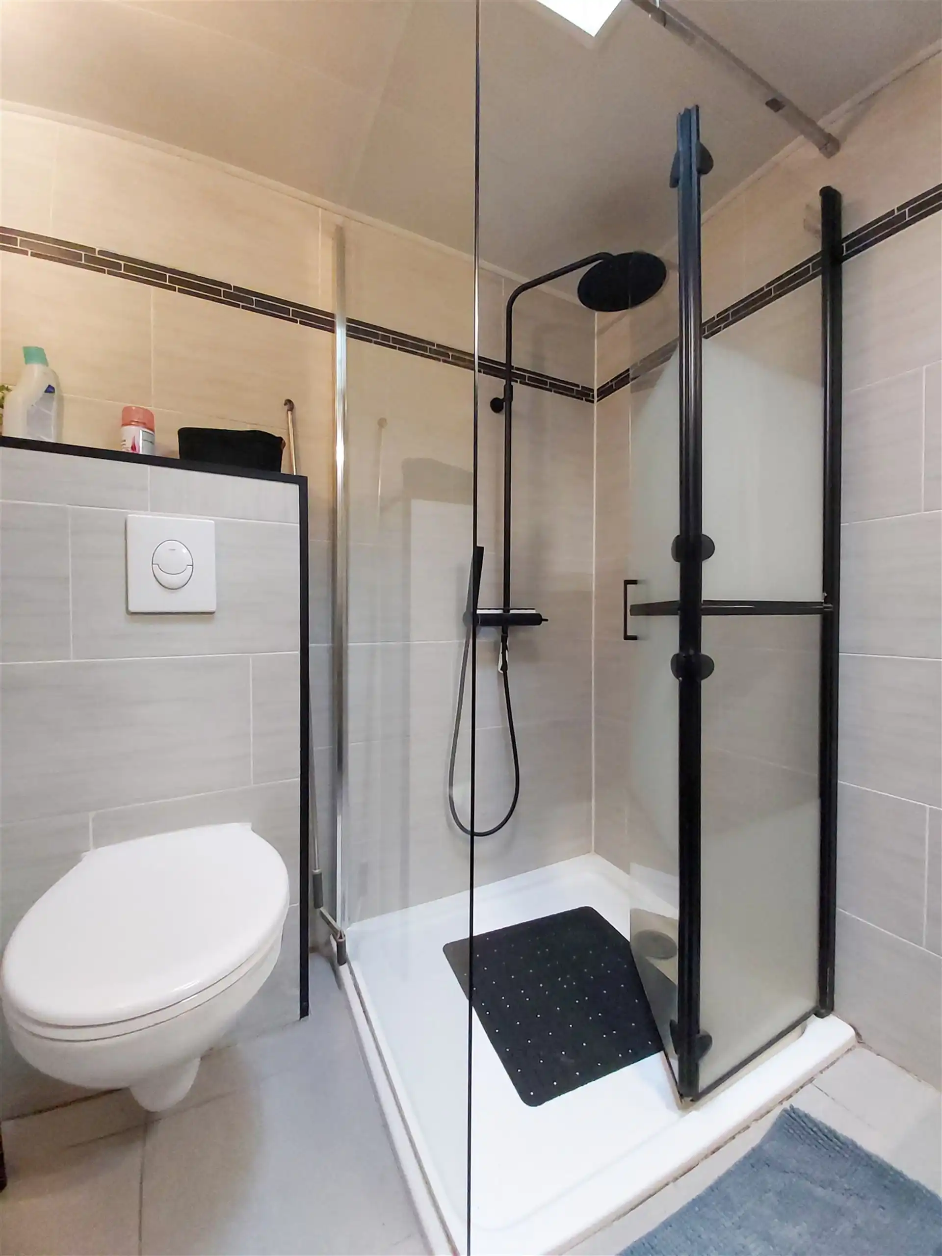 Vakantiewoning met 2 slaapkamer en inboedel op vakantiedomein Sonnevijver te Rekem! foto 8