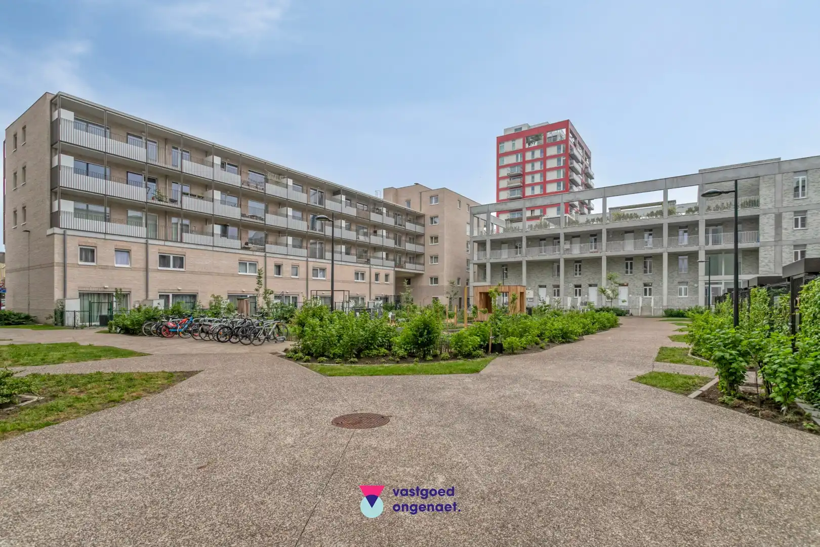 Stijlvol appartement met terras op toplocatie foto 10