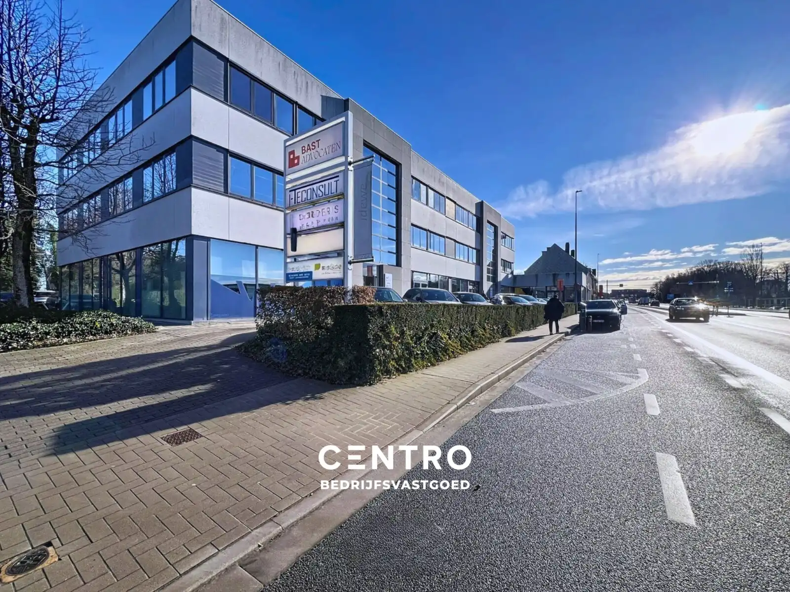 Commerciële ruimte te huur Doorniksesteenweg 81/b - 8500 Kortrijk
