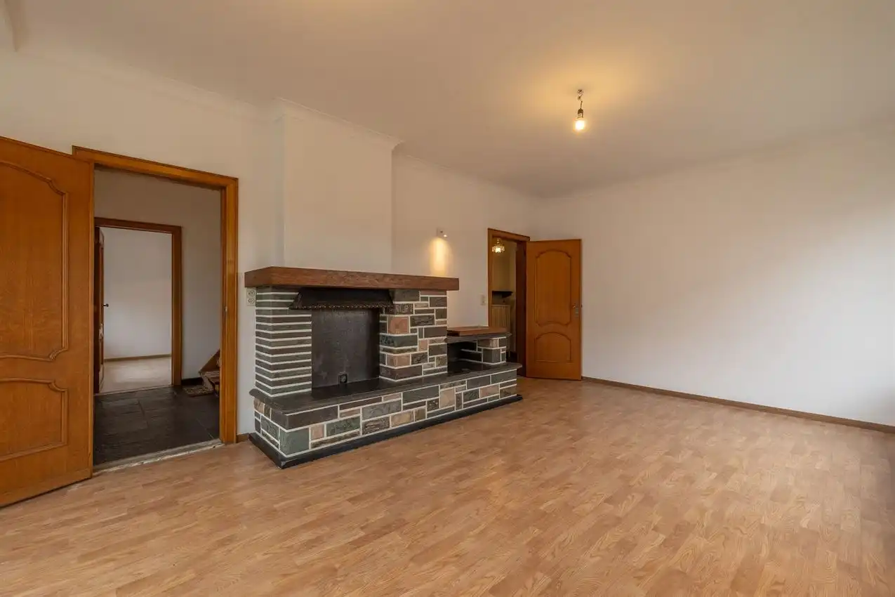 Gusting gelegen woning met 3 slpk, garage en tuin foto 11