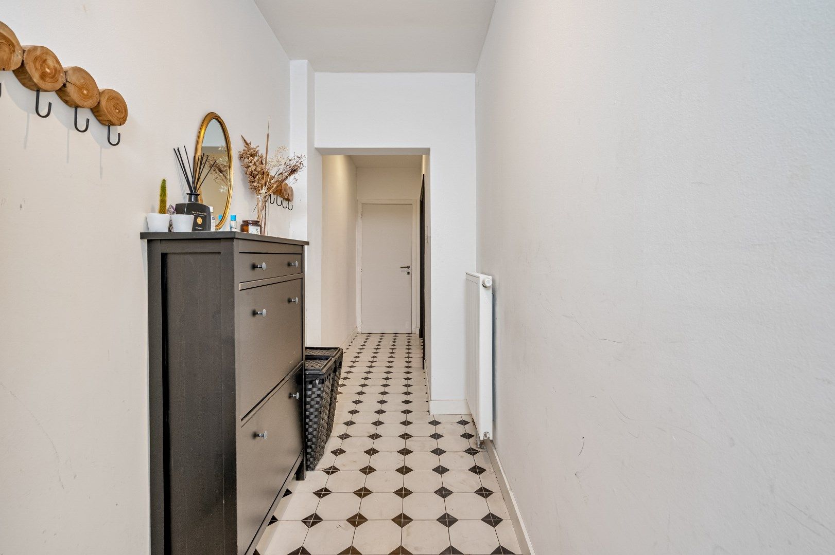 Instapklare woning te Sint-Amandsberg foto 2