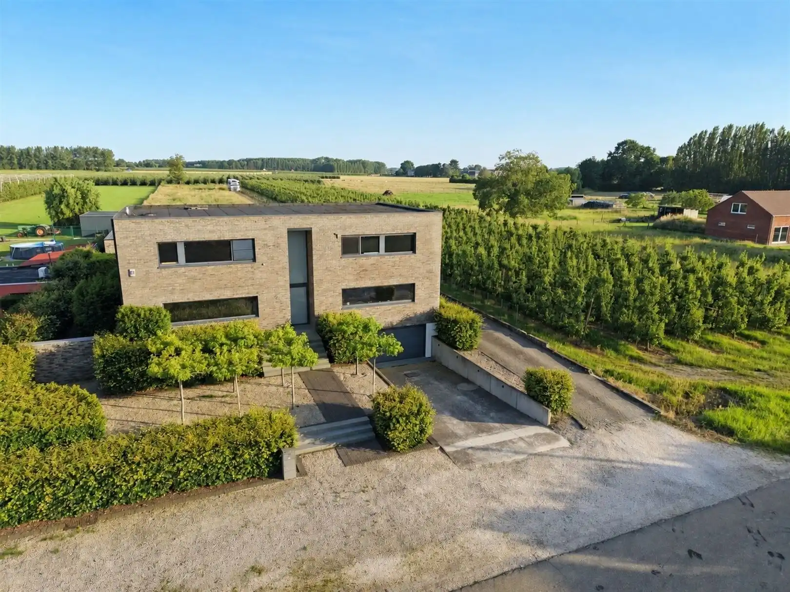 Landelijk gelegen villa met weids zicht. foto 2