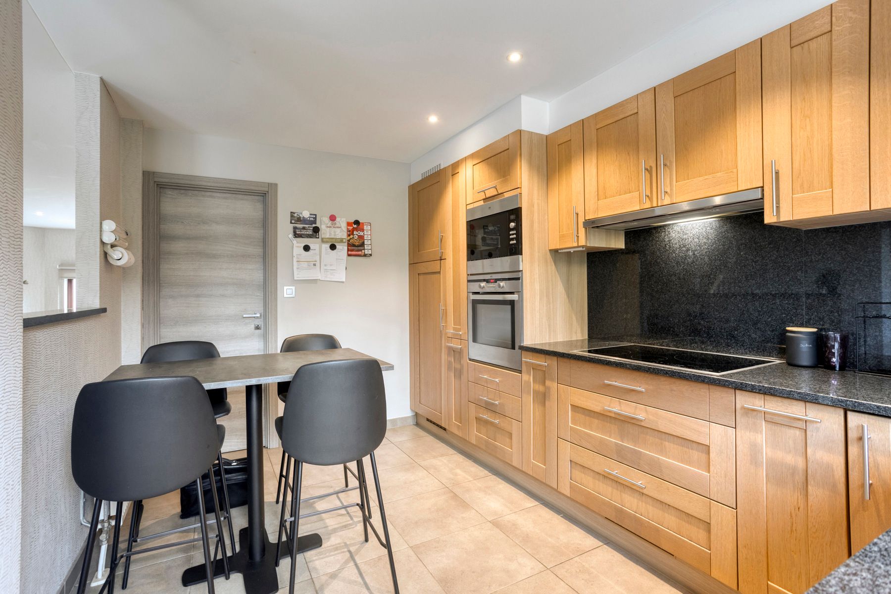 Woning met 3slpk, tuin en oprit, dorpskern nabij Beukenbos. foto 9