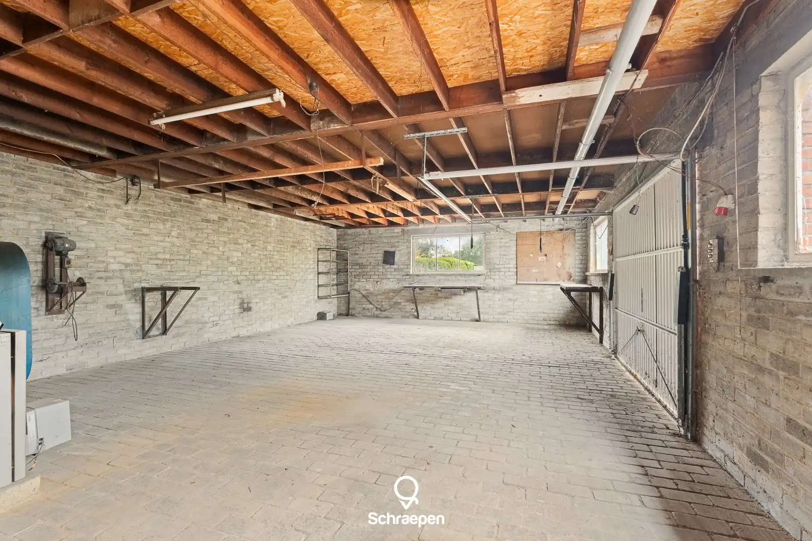 Te renoveren gezinswoning (281 m²) met 3 slpks op een perceel van circa 12,5 are te Zonhoven! foto 18