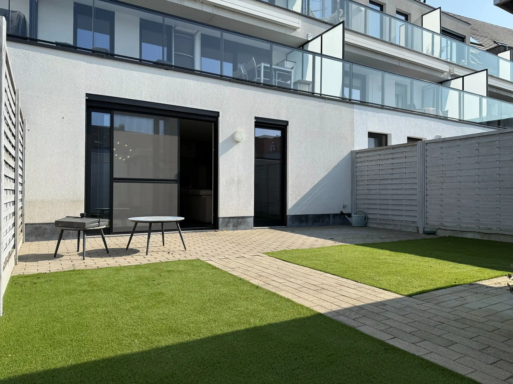 Mooi instapklaar gelijkvloers appartement nabij station | Oude Vijvestraat foto 2