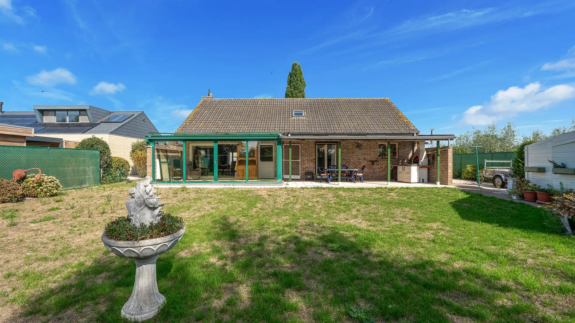 Verzorgde vrijstaande woning op een mooi perceel te Sijsele foto 16