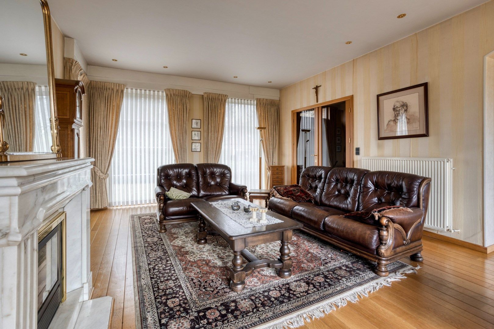 Ruime woning met 3 slaapkamers op een perceel van 1.880 m² te Olen-Centrum ! foto 6