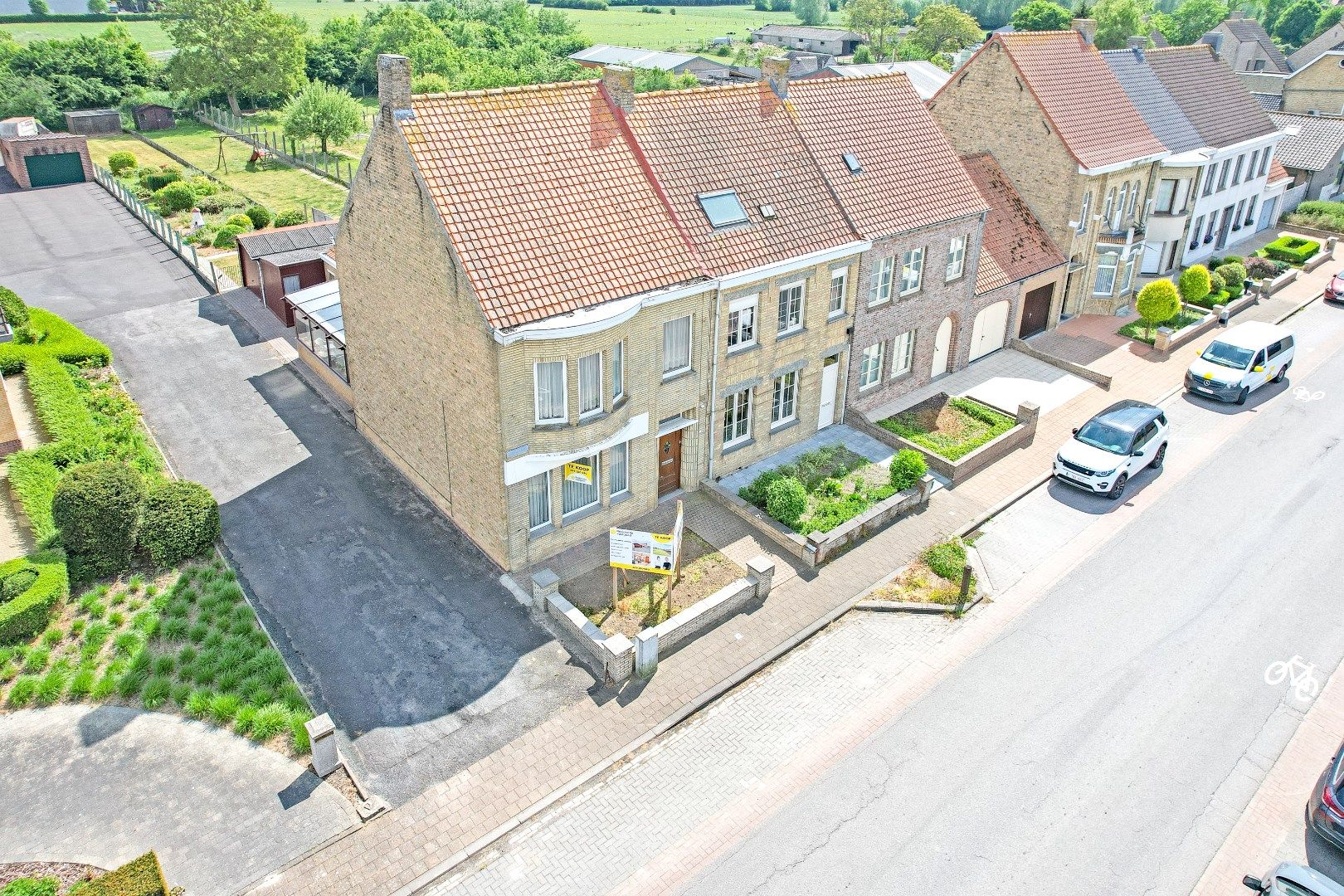 Ruime gezinswoning met zuidgerichte tuin op 477m². foto 19