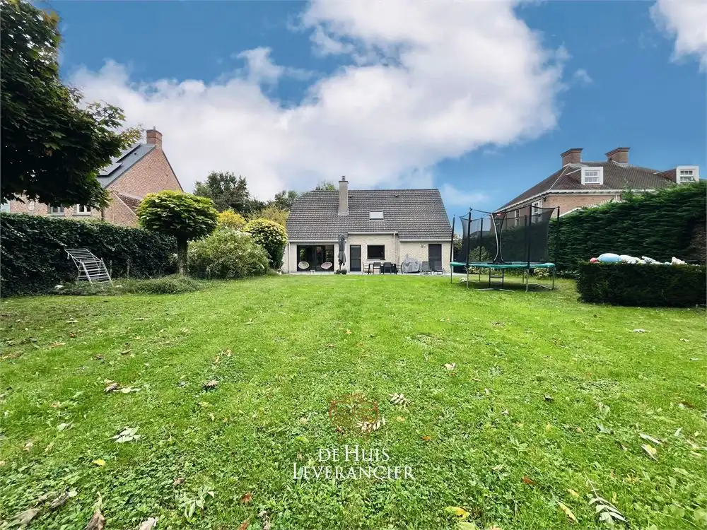 IN OPTIE - Lichtrijke villa met weids uitzicht in Duffel foto 3