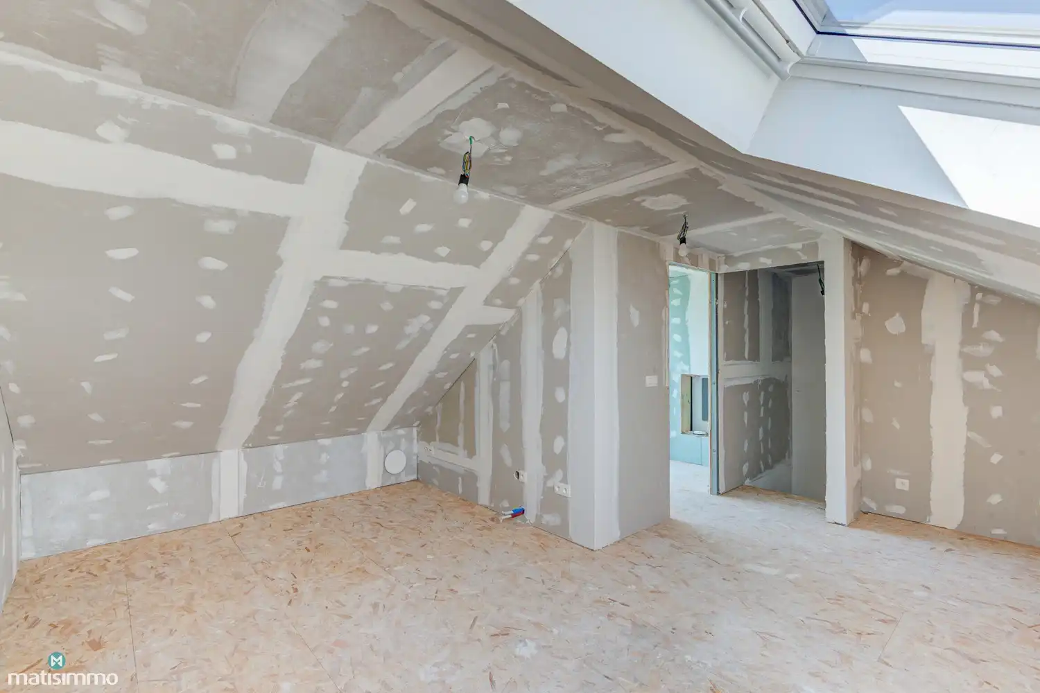 ENERGETISCH GERENOVEERDE GEZINSWONING MET 3 SLAAPKAMERS EN RUIME TUIN TE VLIERMAALROOT foto 24