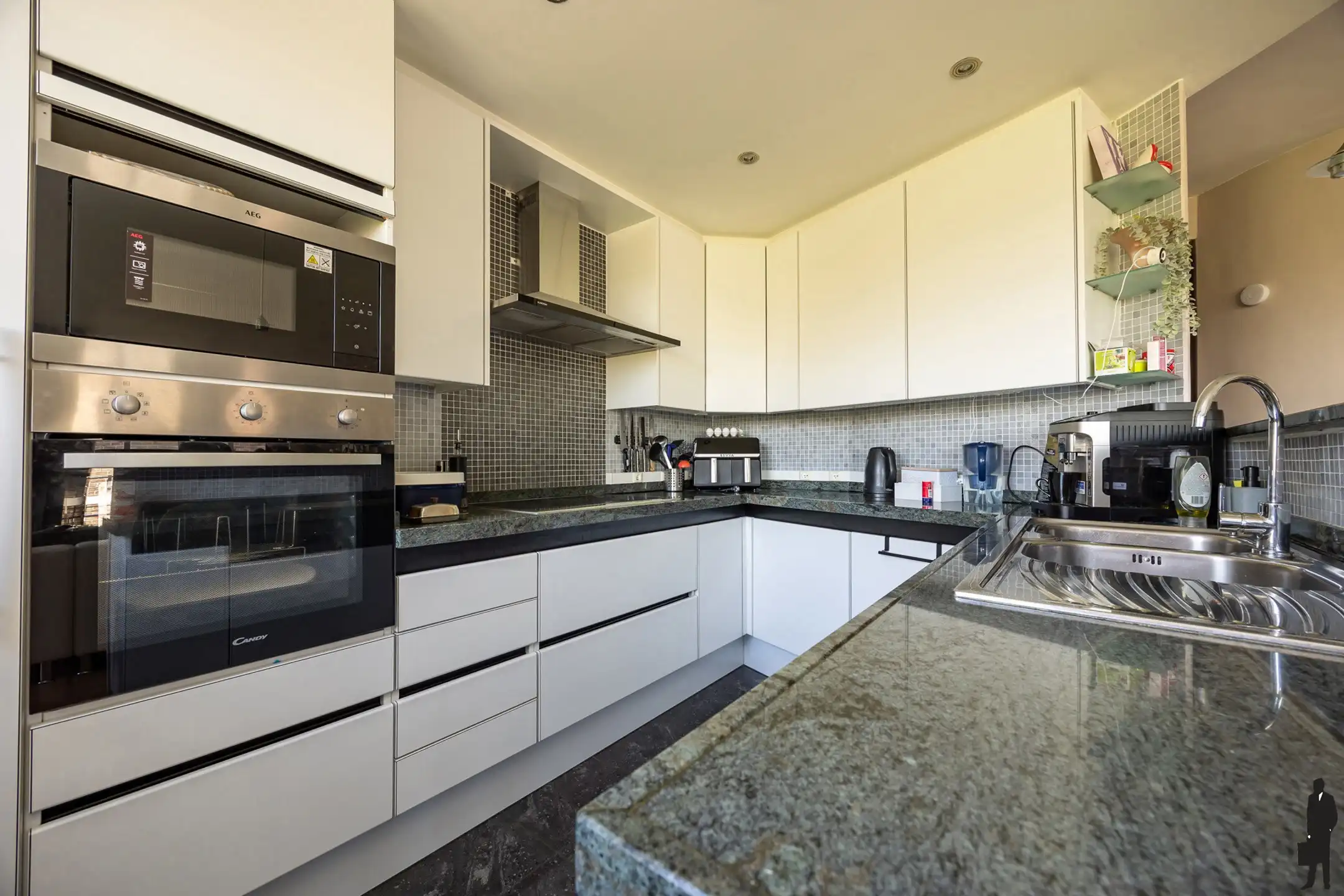 Penthouse met 3 slpk & dubbele garage te Melsele foto 4