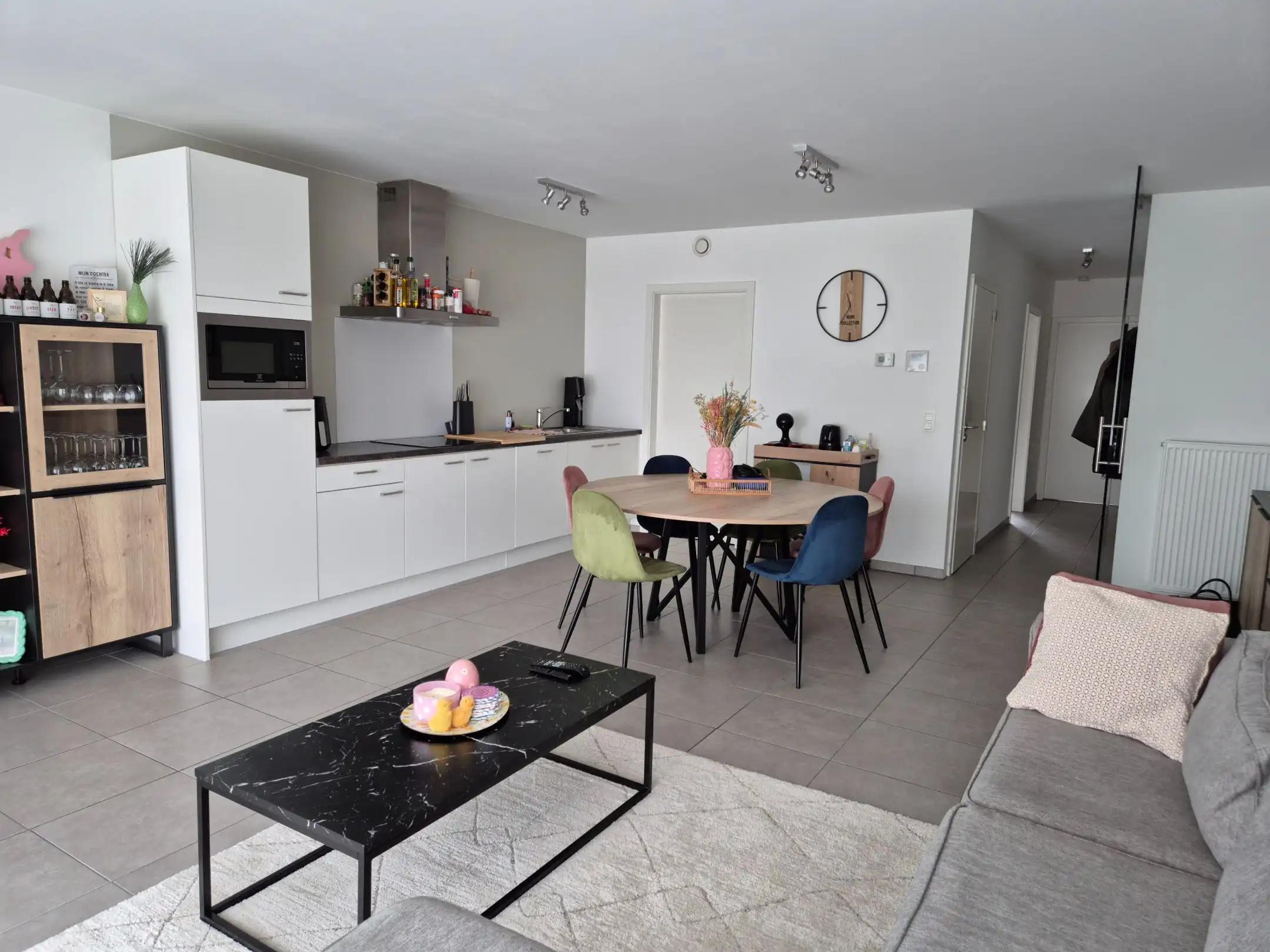 Appartement met 1 slaapkamer en terras. foto 6