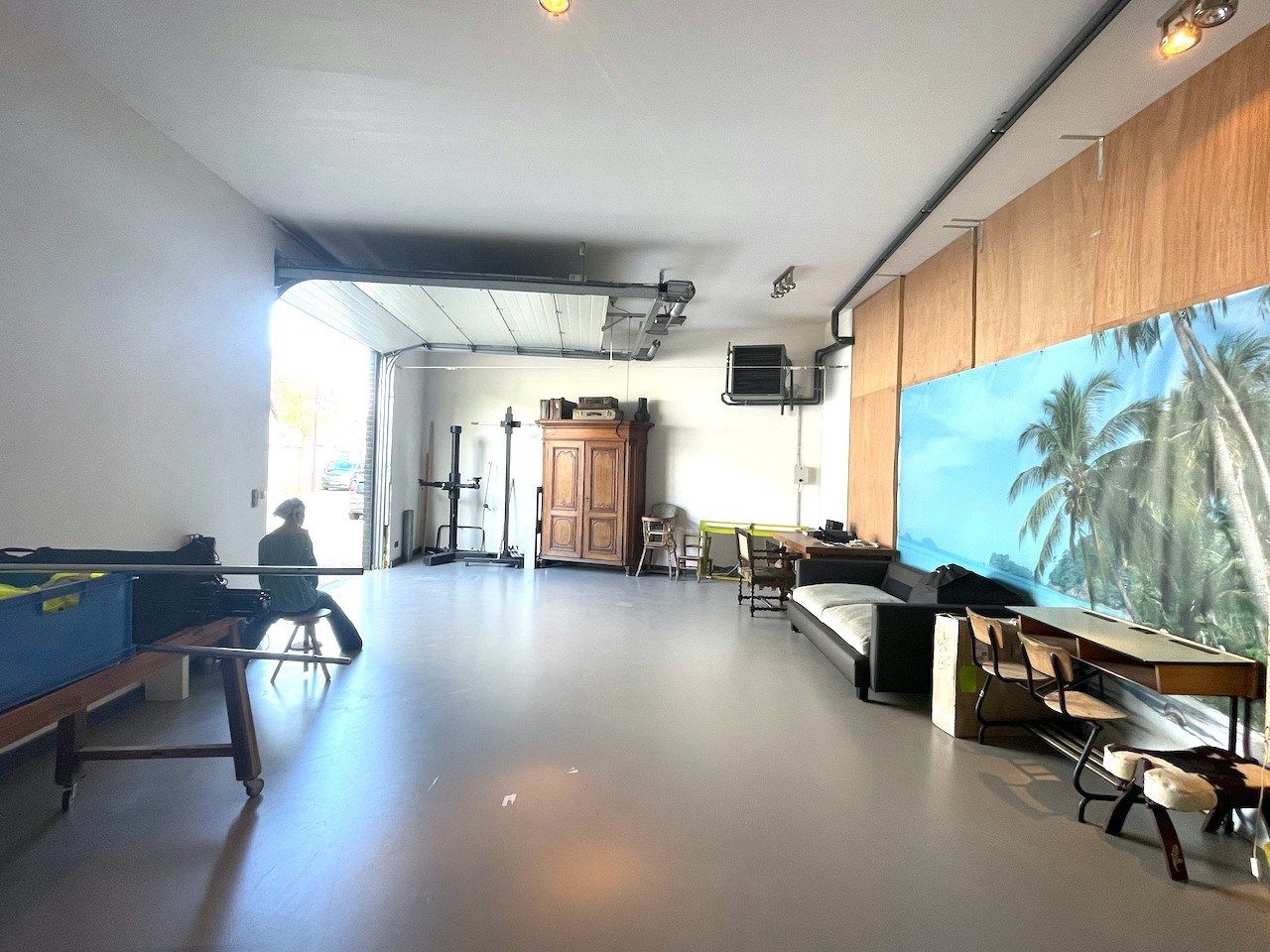 Handelsgelijkvloers met woonst, garage en terras te koop in Klemskerke (De Haan) foto 13