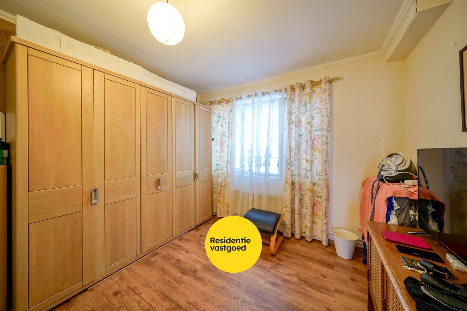 Ruime, energiezuinige gezinswoning met 6 slaapkamers en zonnige tuin in Oostende foto 15