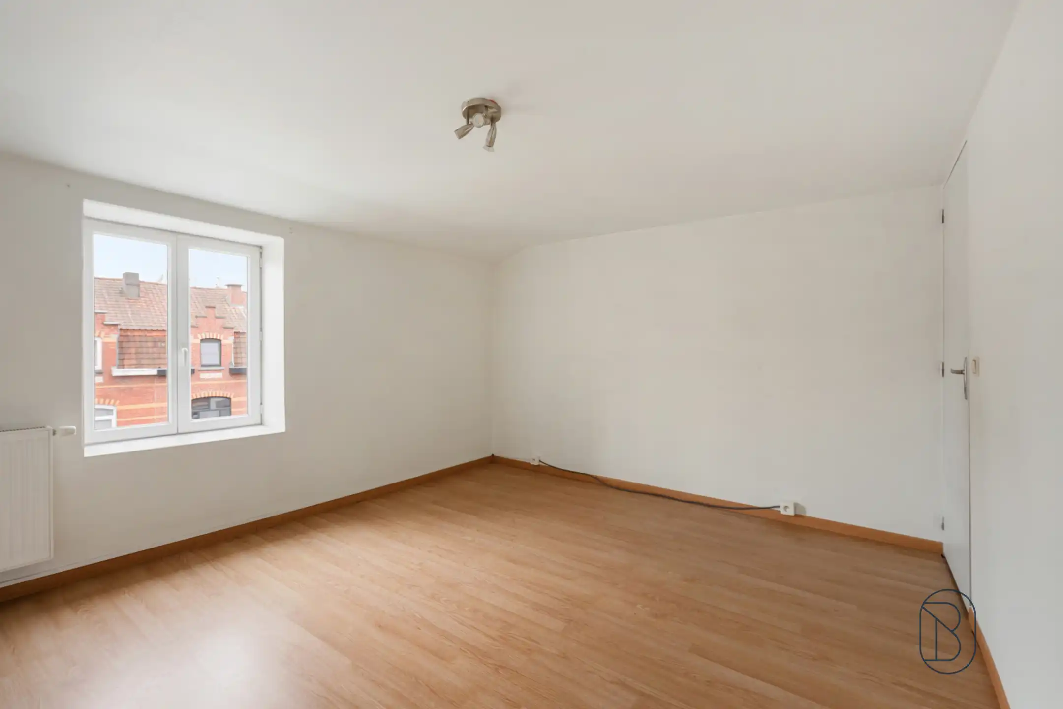 Topgelegen karaktervolle woning met 3 SLK en leuke stadstuin foto 17