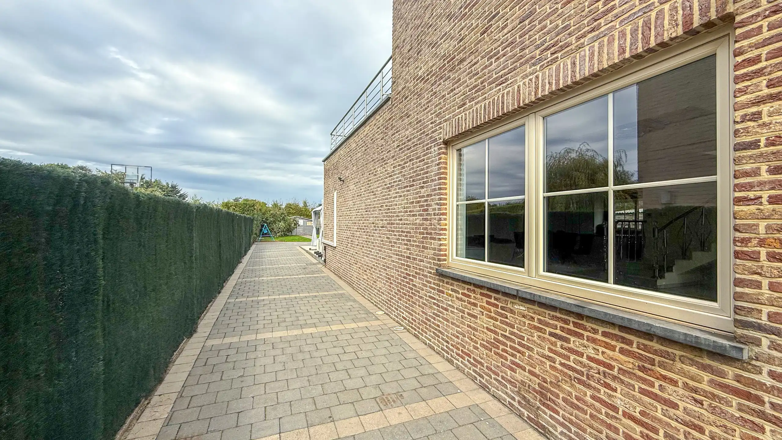 Exclusieve villa met luxueuze leefruimte en 7slpk + veranda! foto 61
