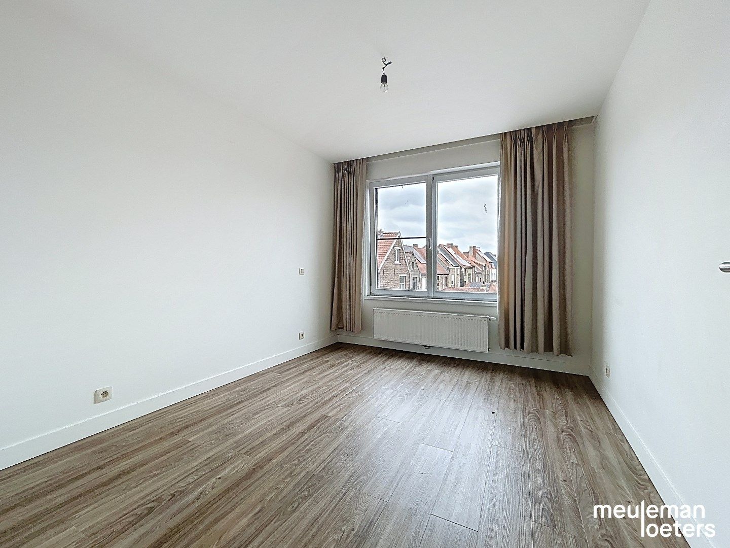 lichtrijk en energiezuinig appartement met balkon foto 9