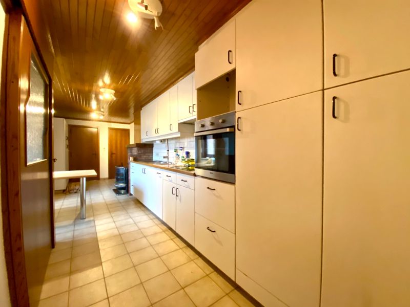 Ruime, goed onderhouden gezinswoning te Zeveren foto 5