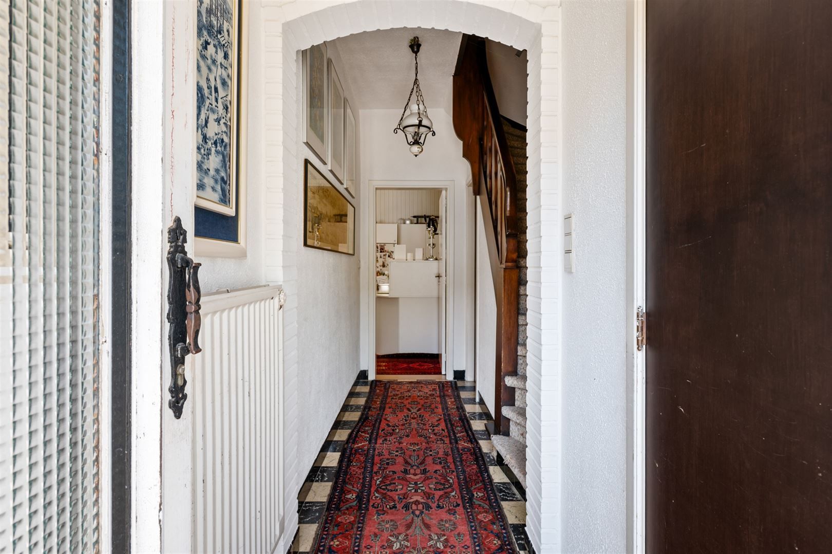 Ruime te renoveren woning in het gegeerde Ekeren-Donk. foto 12